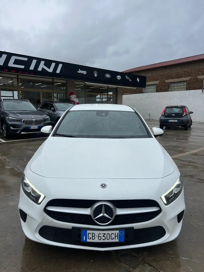Mercedes-Benz A 180 Classe A - W177 2018 d Sport auto Weiß - 2