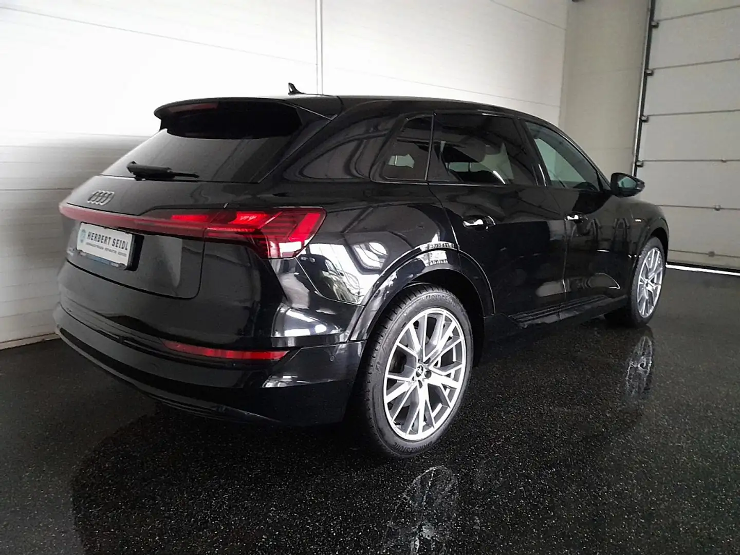 Audi e-tron 50 quattro S-LINE *21 ZOLL / OPTIKPAKET & DACHH... Schwarz - 2