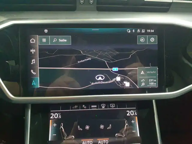 Audi A6 view 12