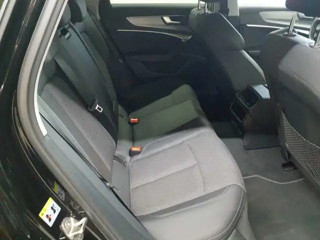 Audi A6 view 14