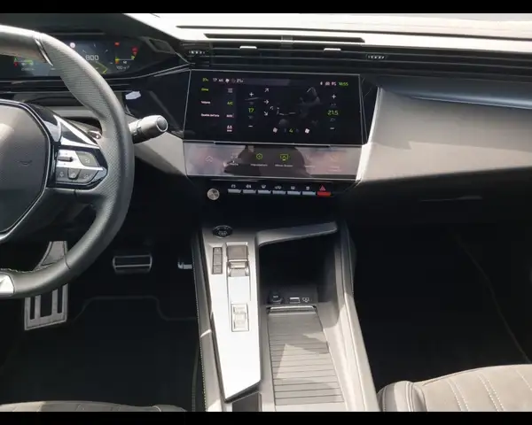 Peugeot 408 view 11