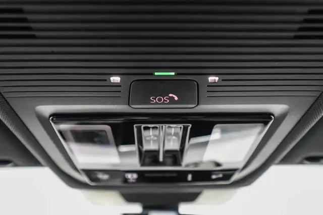 Volkswagen Tiguan 2,0 TDI DSG 4Motion R-Line - LAGER 142 kW (193 ... Ansicht 16