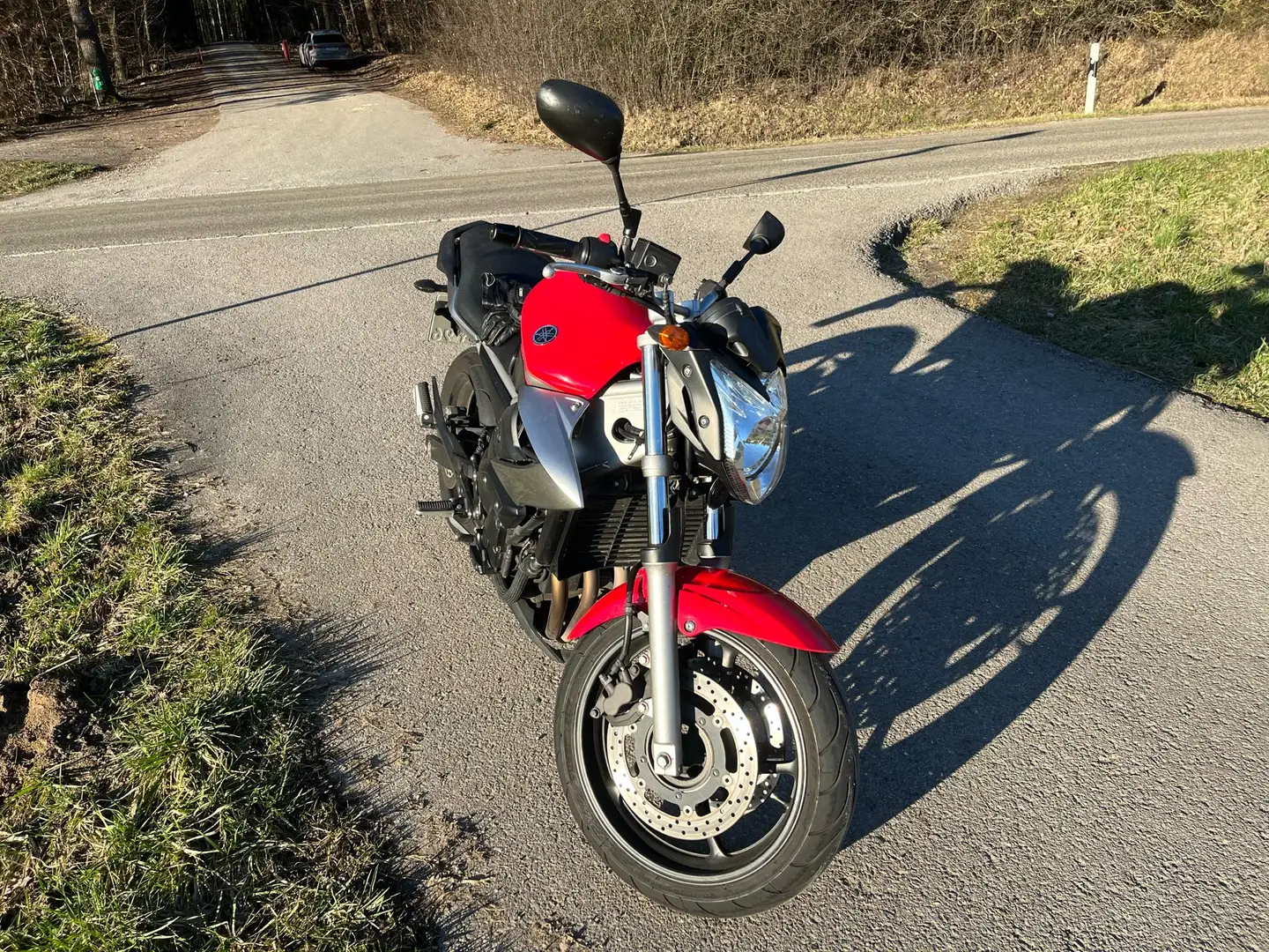 Yamaha XJ 6 Červená - 1