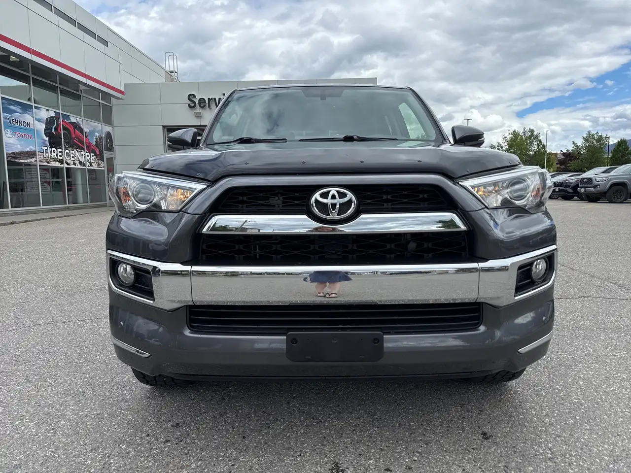 Toyota 4-Runner снимка Toyota 4-Runner