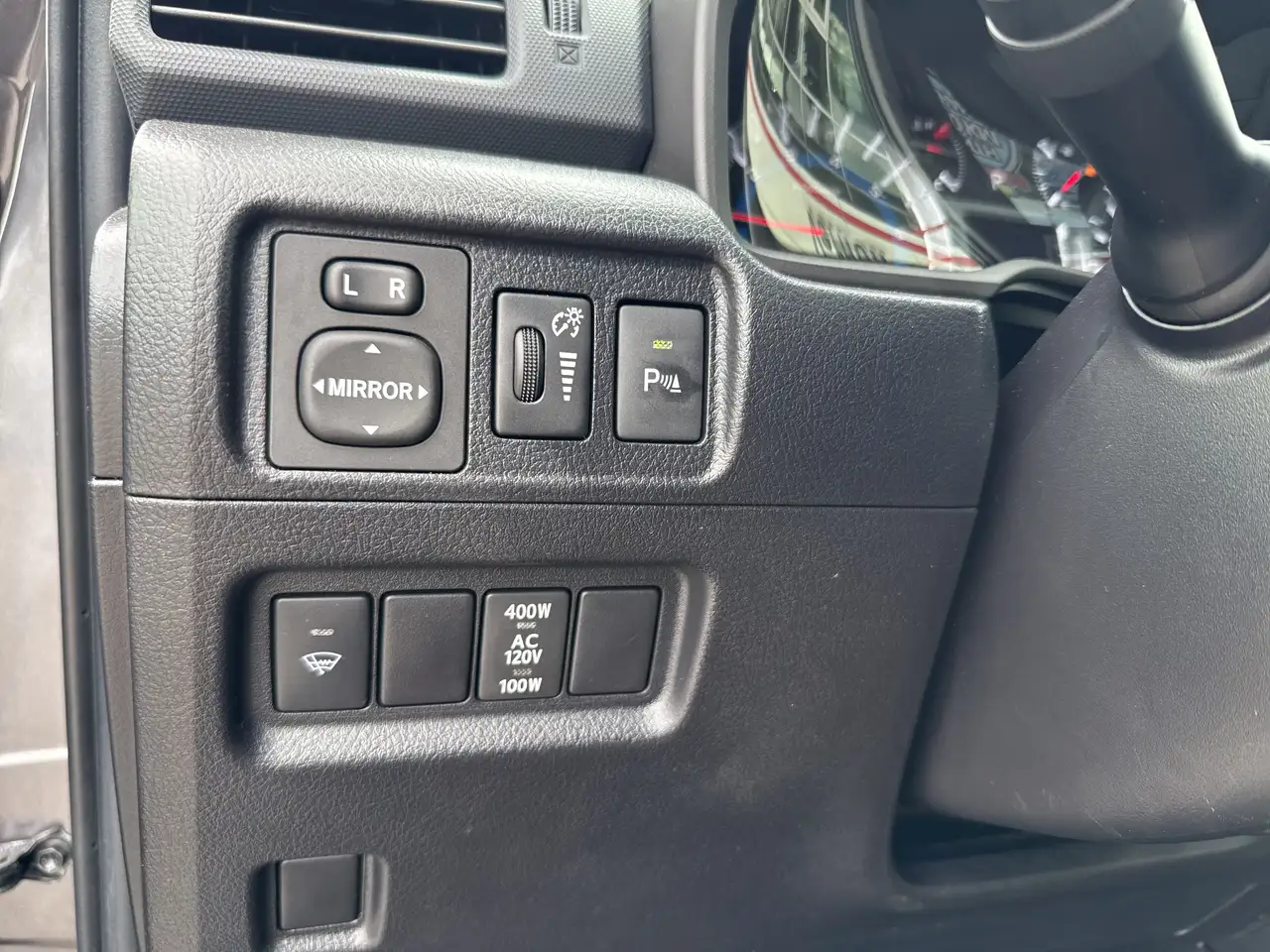 Toyota 4-Runner снимка Toyota 4-Runner