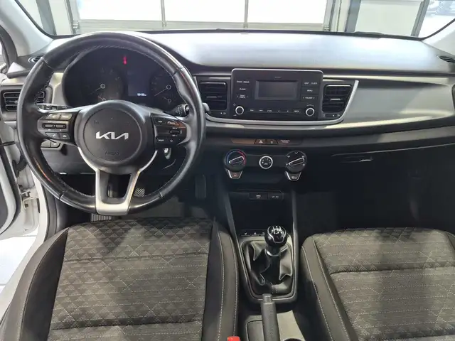 Kia Rio view 9