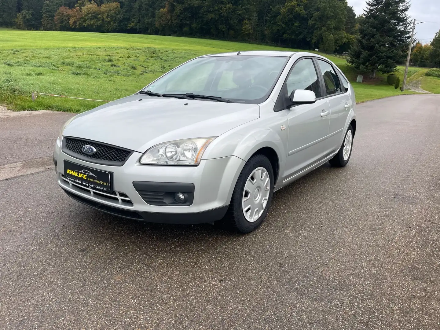 Ford Focus Lim. Fun X Silber - 1
