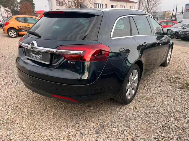 Opel Insignia view 4