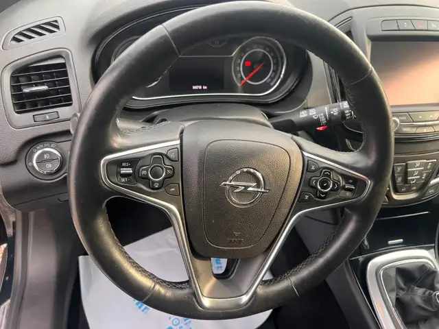 Opel Insignia view 15