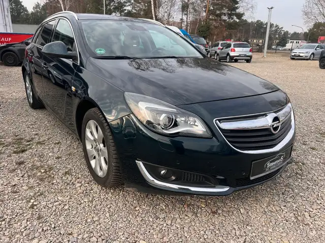 2016 Opel Insignia in Green for sale