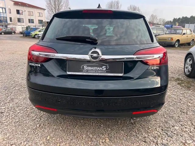 Opel Insignia view 5