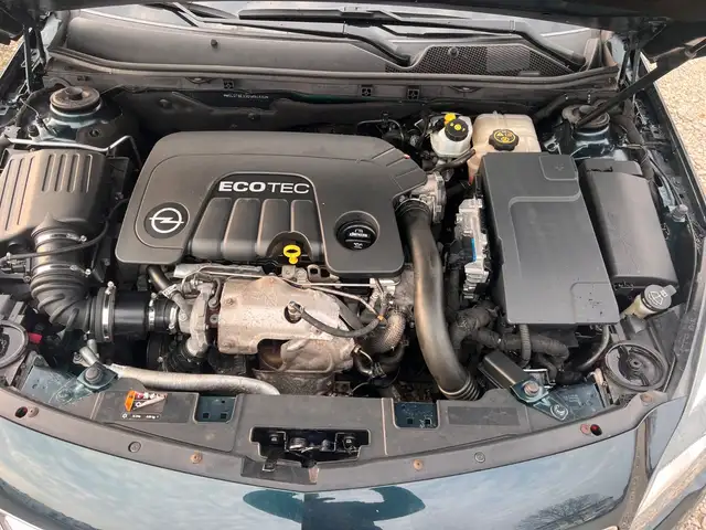 Opel Insignia view 7