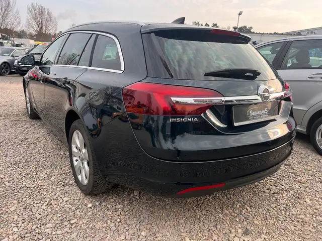 Opel Insignia view 6