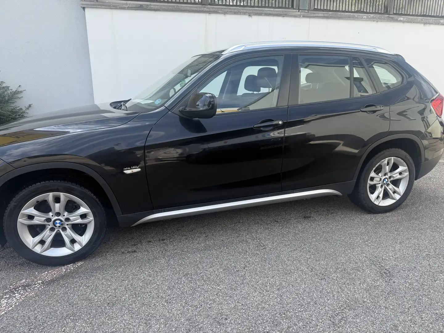 BMW X1 sDrive18d Österreich Paket Österreich-Paket - 2