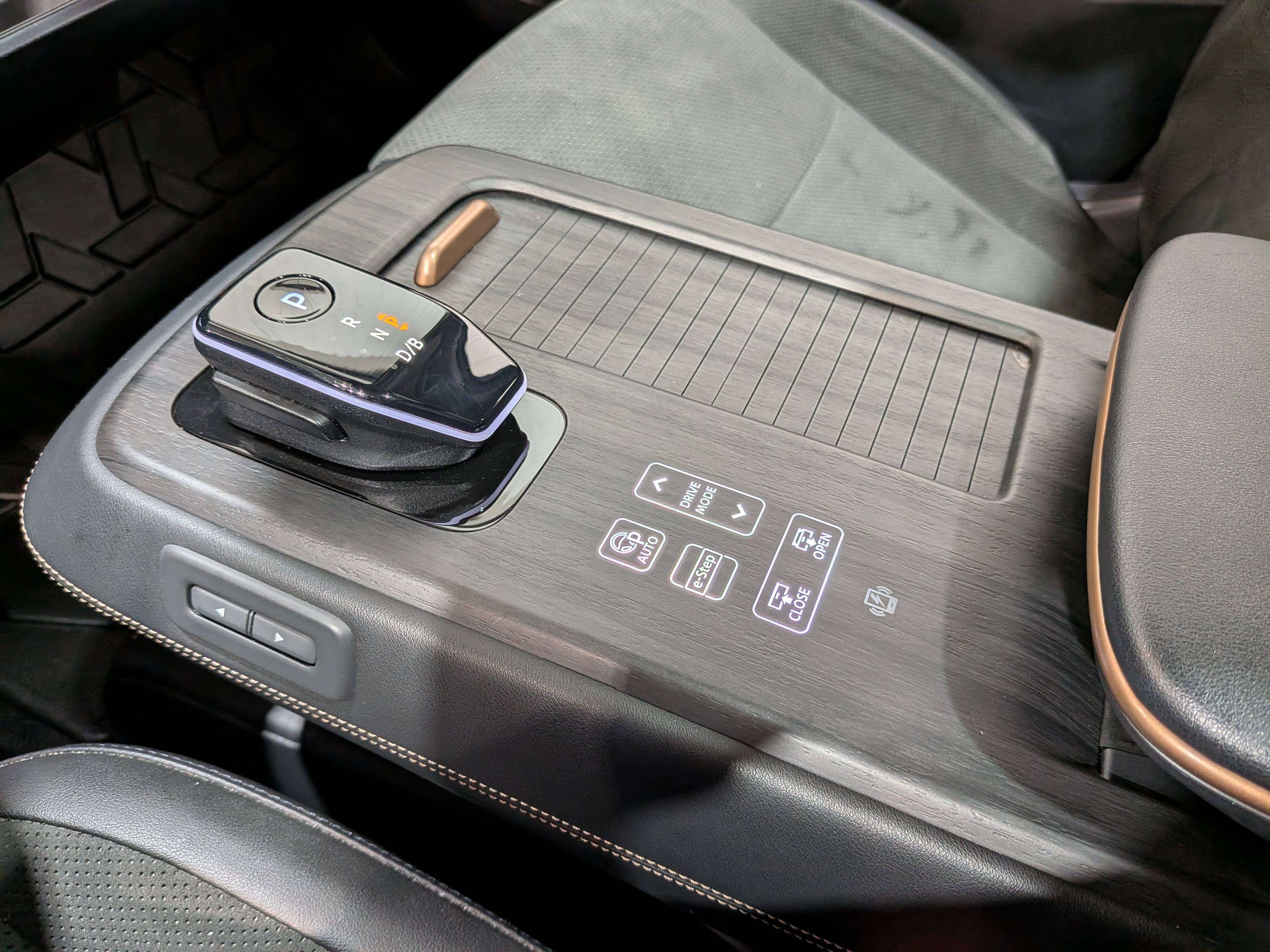 Nissan Ariya 2023