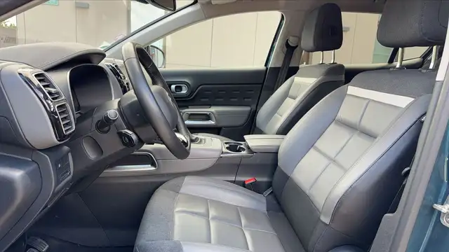 Citroen C5 Aircross view 26