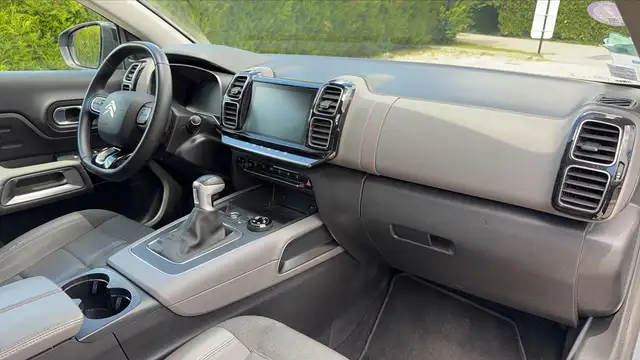 Citroen C5 Aircross view 10