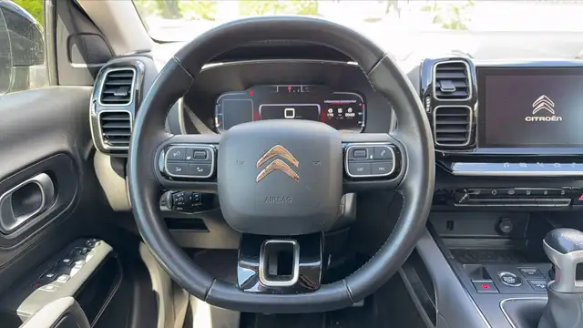 Citroen C5 Aircross view 23