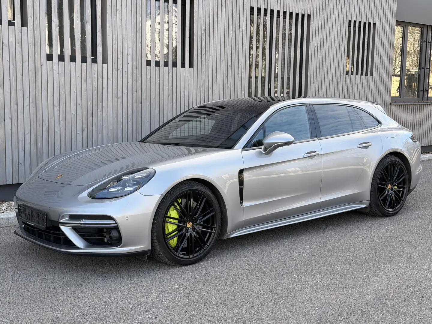Porsche Panamera Turbo Sport Turismo Aut. - 1