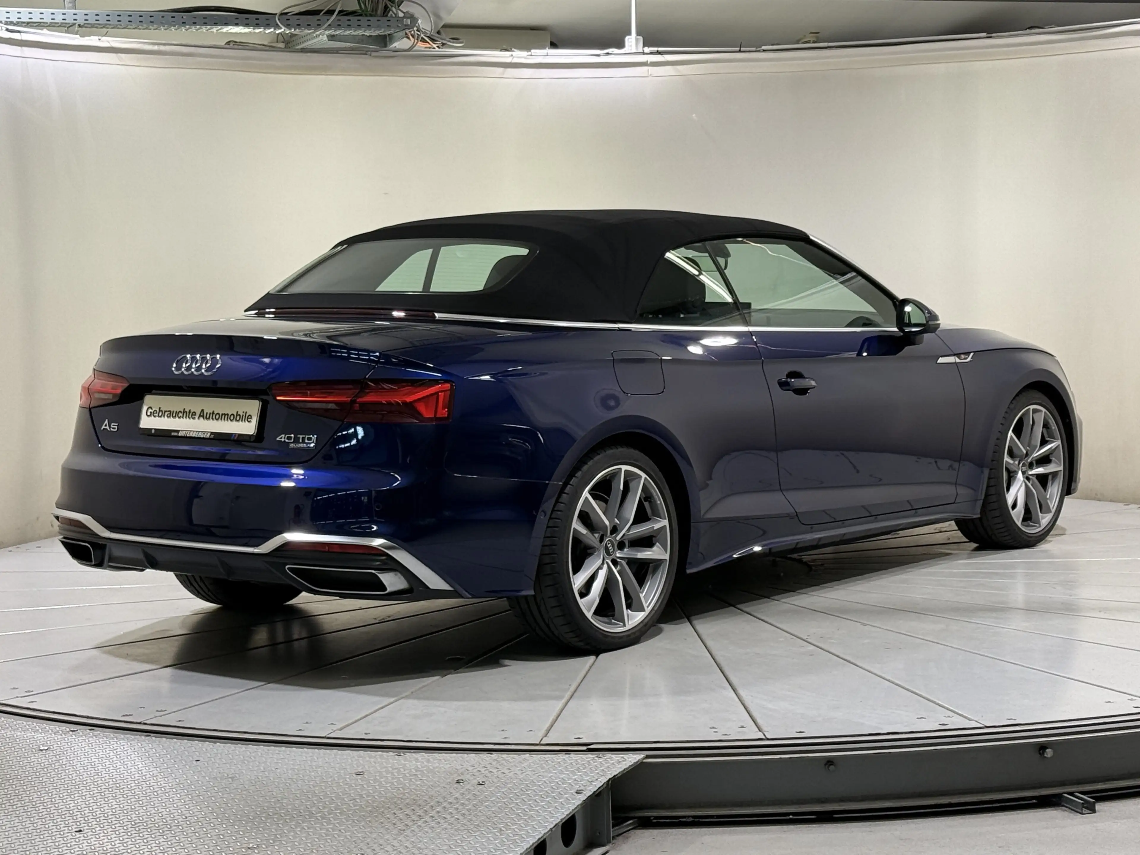 Audi A5 Cabrio 40 TDI quattro S line AHK HUD ACC RFK — photo 11