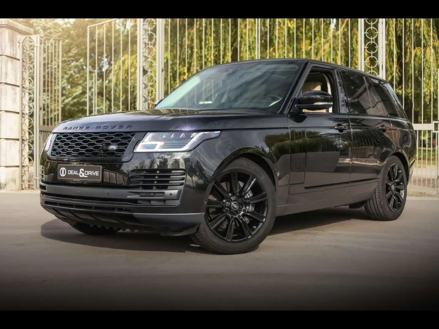 Land Rover Range Rover VOGUE P400BLACK PACKPANO360MERIDIAN Noir - 1