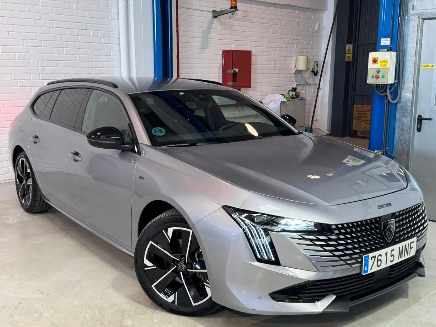 Peugeot 508 SW 1.5 BlueHDi S&S GT EAT8 130 Gris - 2