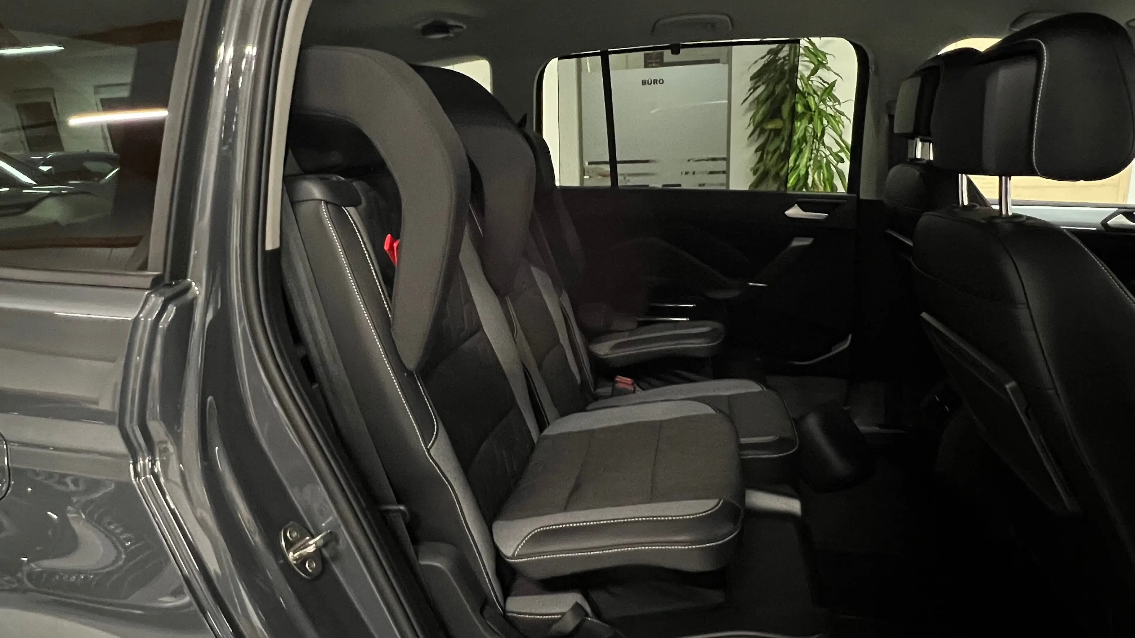 Volkswagen Touran Comfortline 2,0 TDI DSG CAM, ACC, IQ-LED Garantie — photo 10