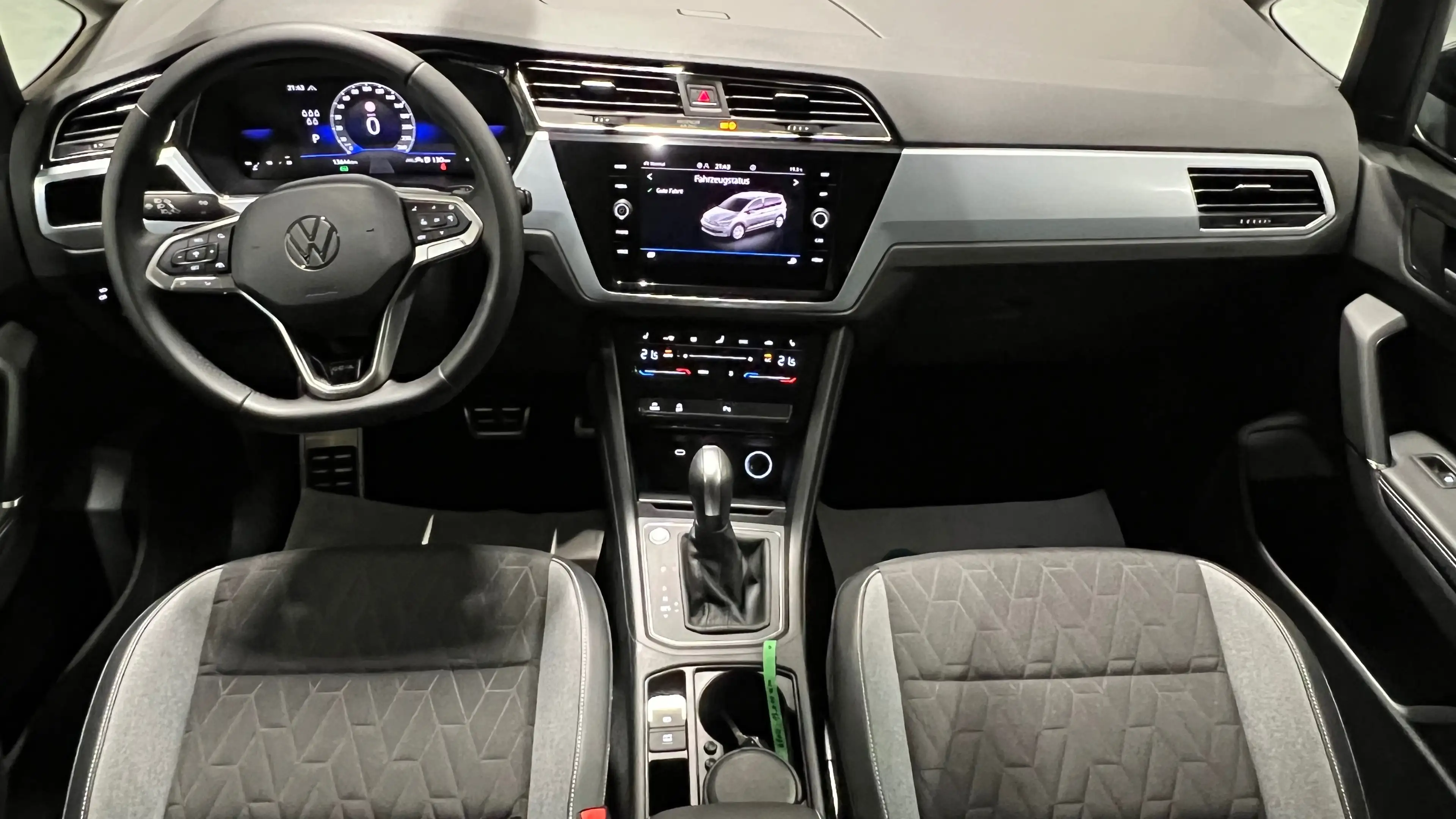 Volkswagen Touran Comfortline 2,0 TDI DSG CAM, ACC, IQ-LED Garantie — photo 7