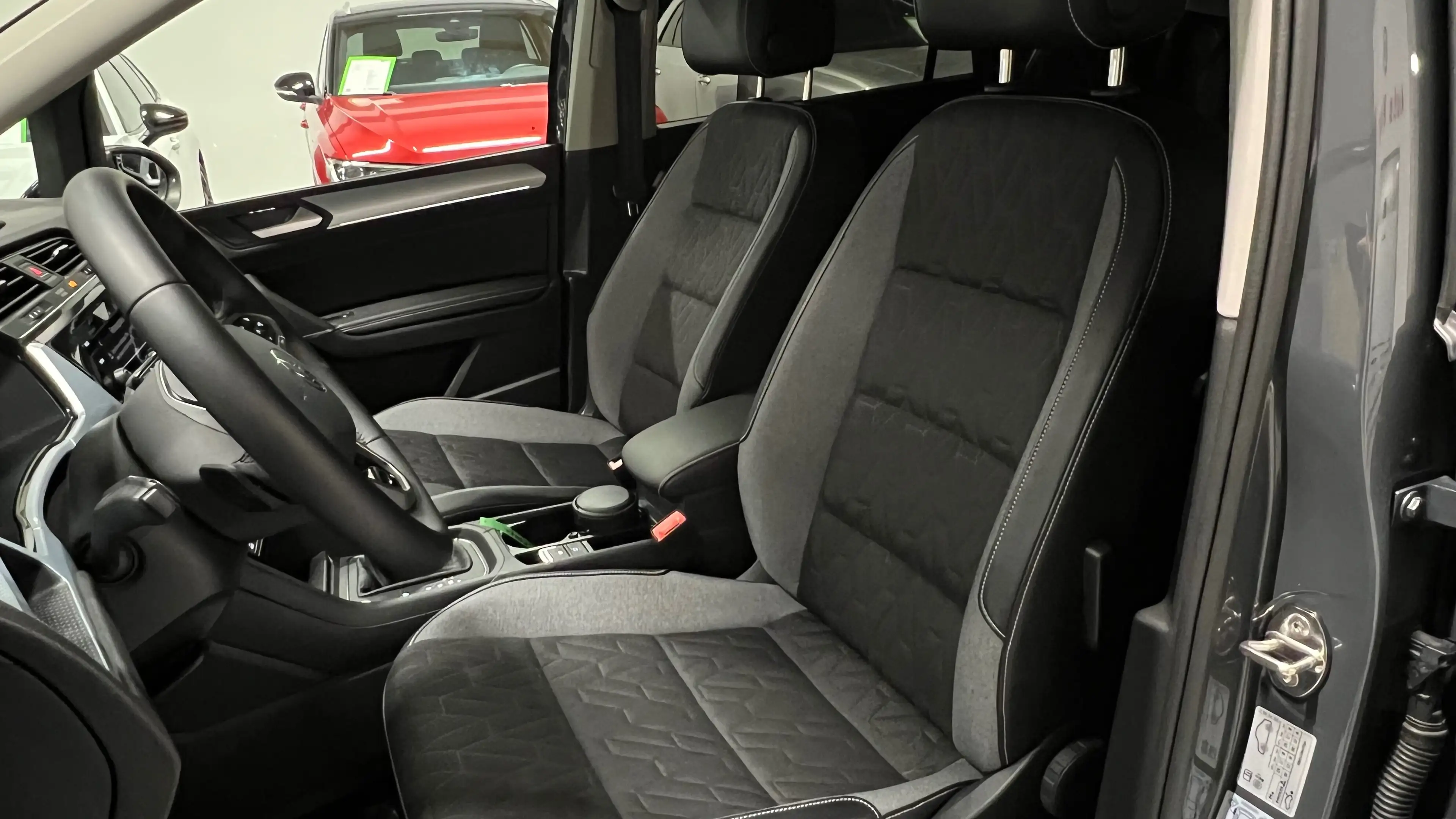 Volkswagen Touran Comfortline 2,0 TDI DSG CAM, ACC, IQ-LED Garantie — photo 9