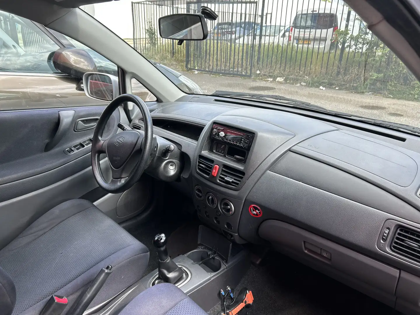 Suzuki Liana 1.6 S-Limited | Airco | APK Verlopen | Meeneemprij Šedá - 2