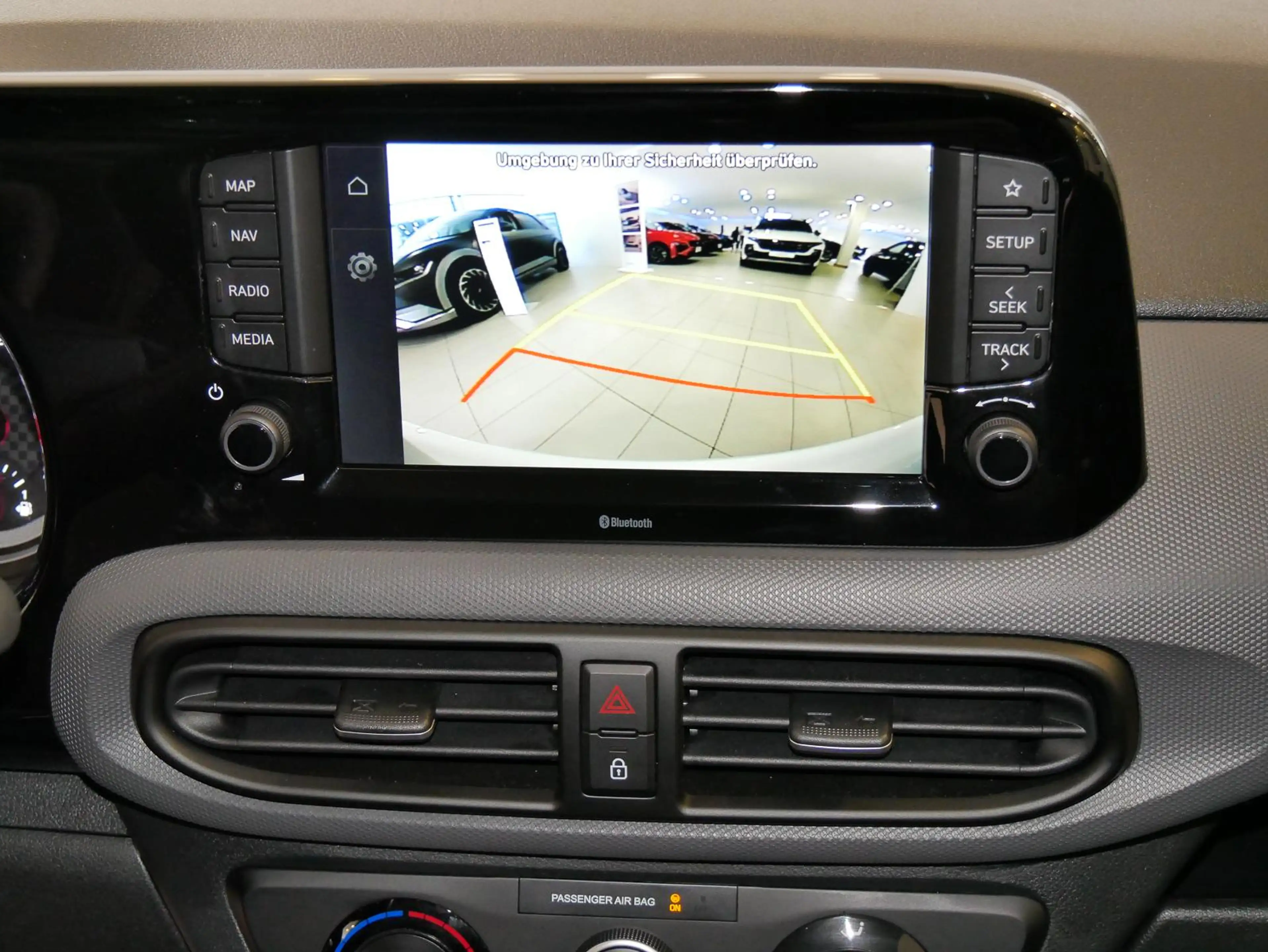 Hyundai i10 1.0 Edition 30 CarPlay PDC SHZ TOP ZUSTAND — photo 4