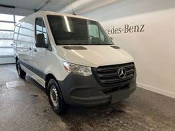 2500 4 cyl. en ligne diesel toit standard 144 po