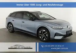Volkswagen ID.7 Tourer Pro 210 kW Black, AHK, HuD, IQ.Light, IQ... - fotografija vozila