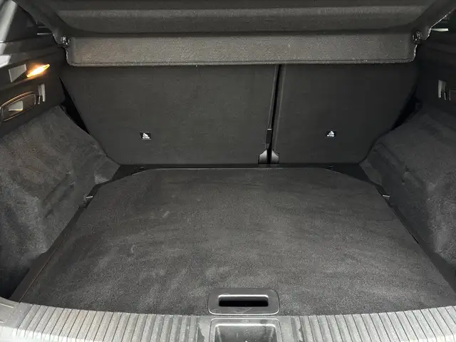Renault Austral view 16