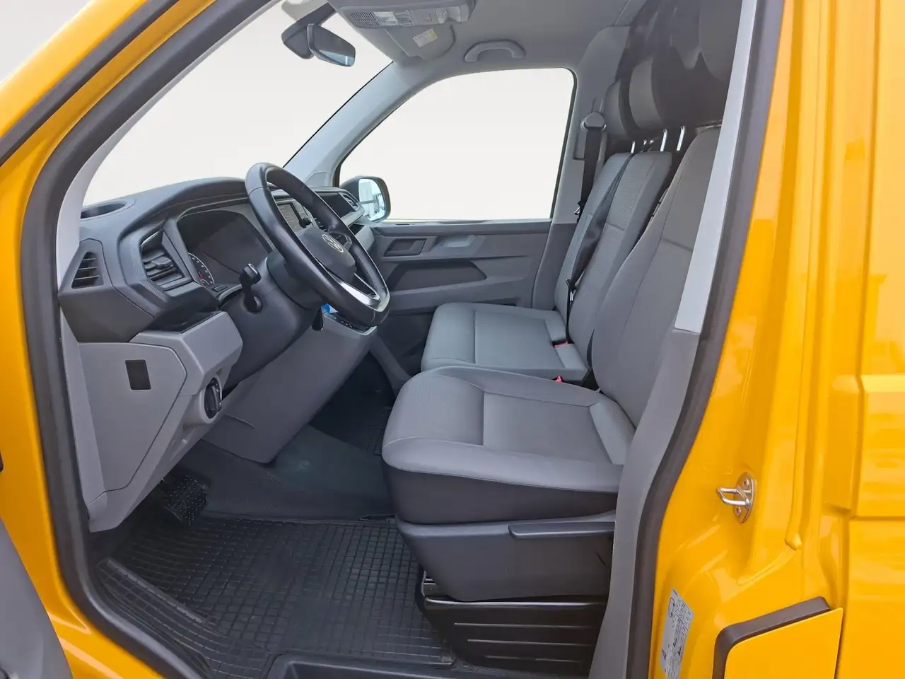 Volkswagen T6.1 Transporter Kasten 2.0 TDI AHK STH RFK Tempo 7
