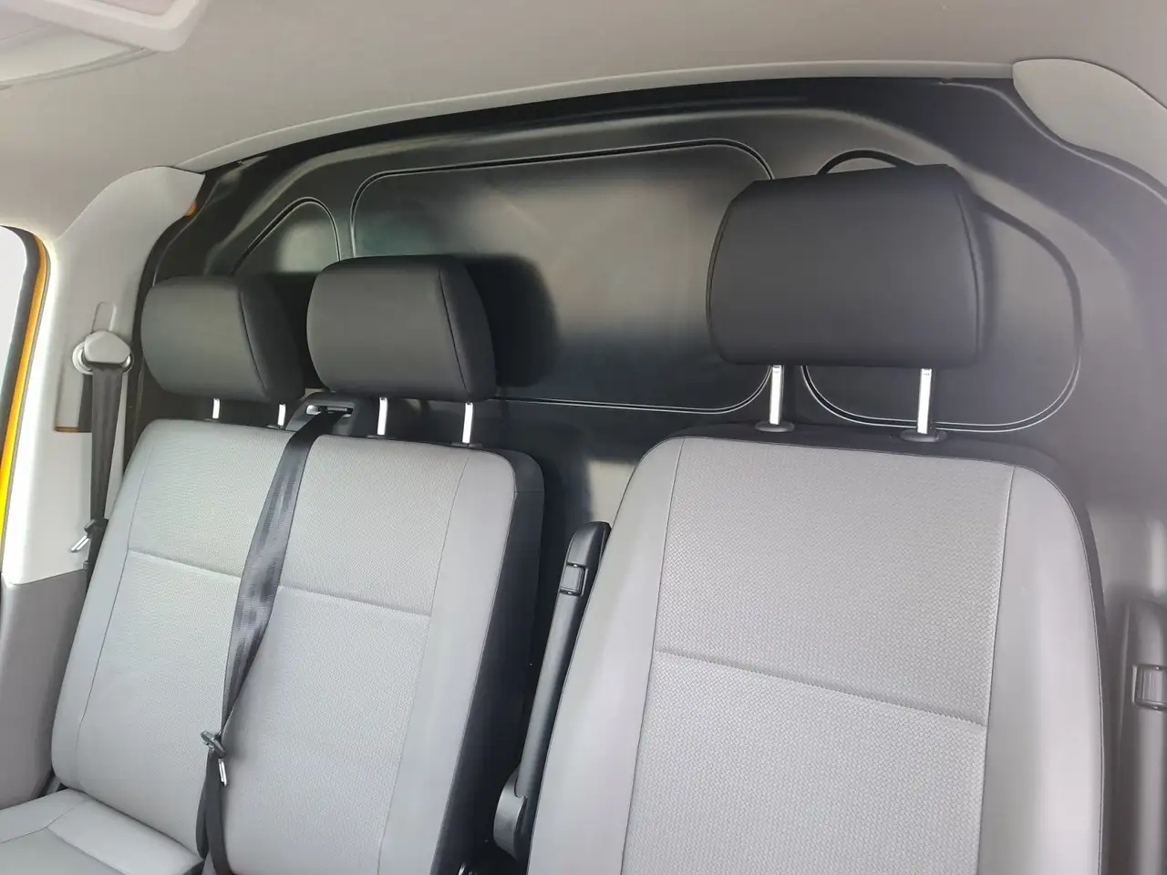 Volkswagen T6.1 Transporter Kasten 2.0 TDI AHK STH RFK Tempo 8