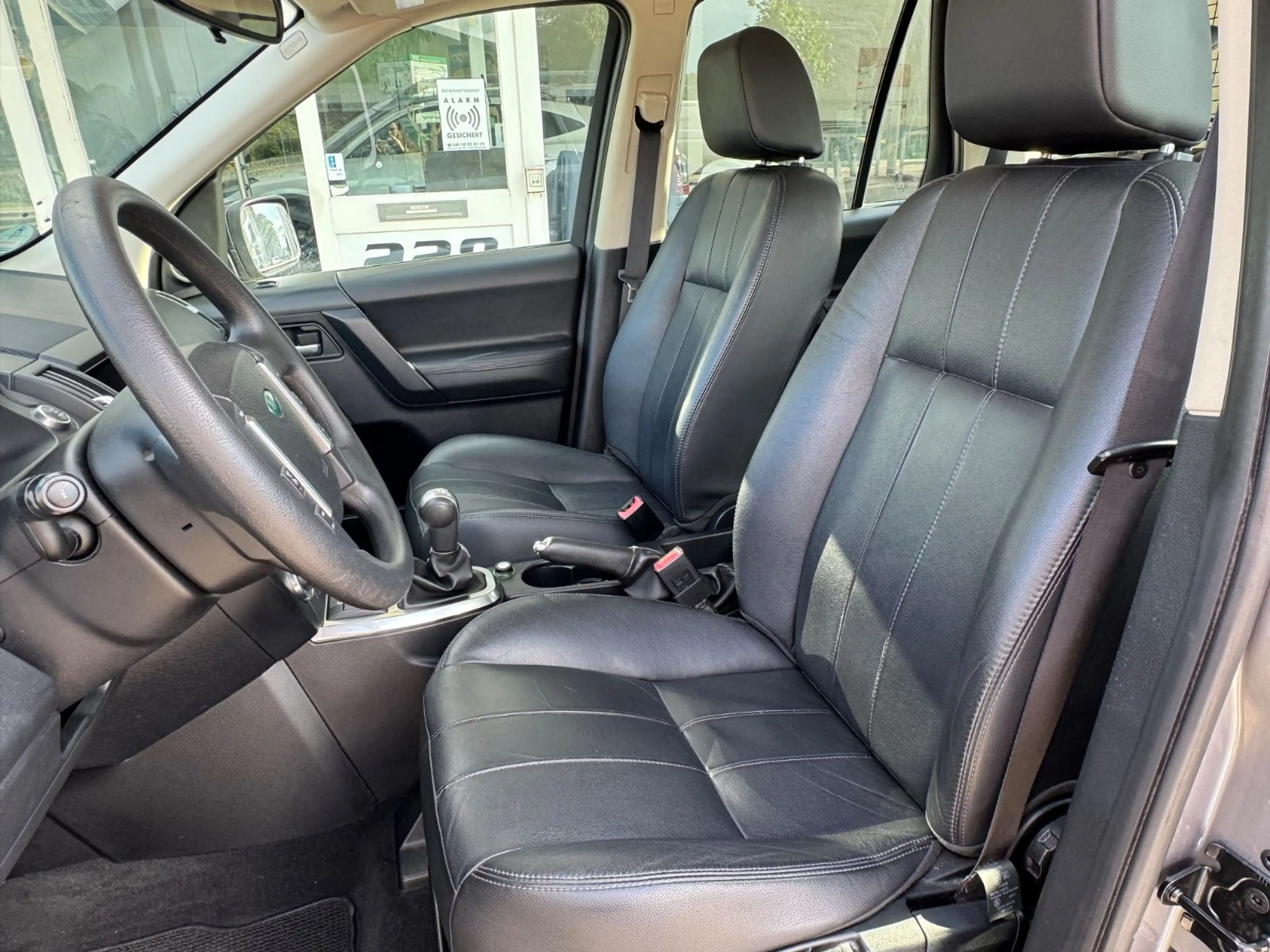 Land Rover Freelander 2 S TD4 — photo 9