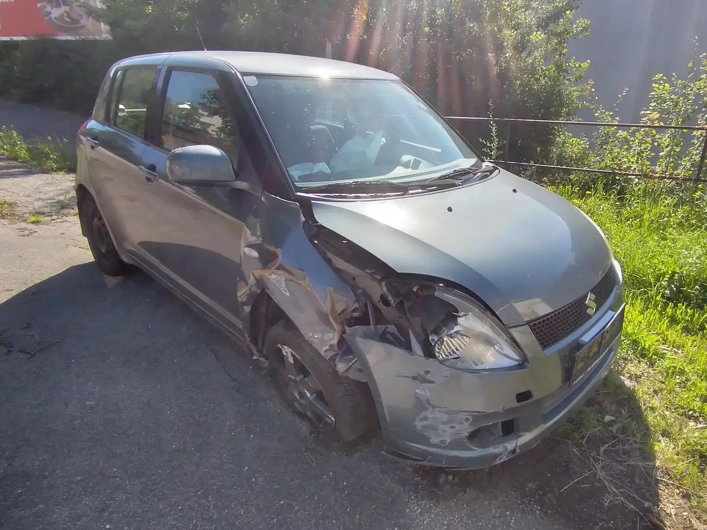 Suzuki Swift Swift 1,3 GL special++ 4WD GL special++ Grau - 1