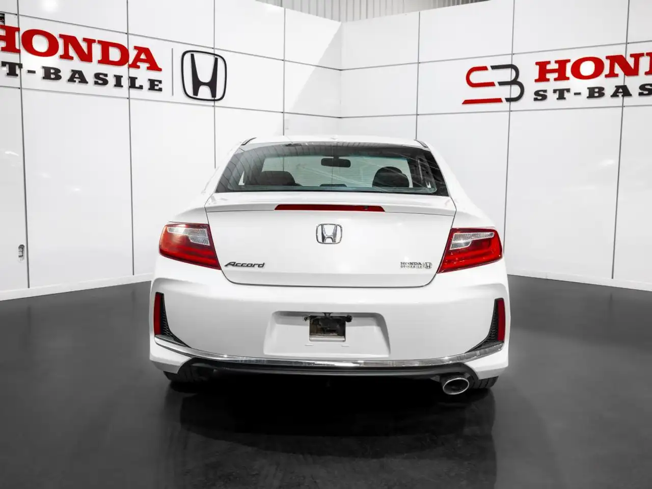 Honda Accord снимка Honda Accord