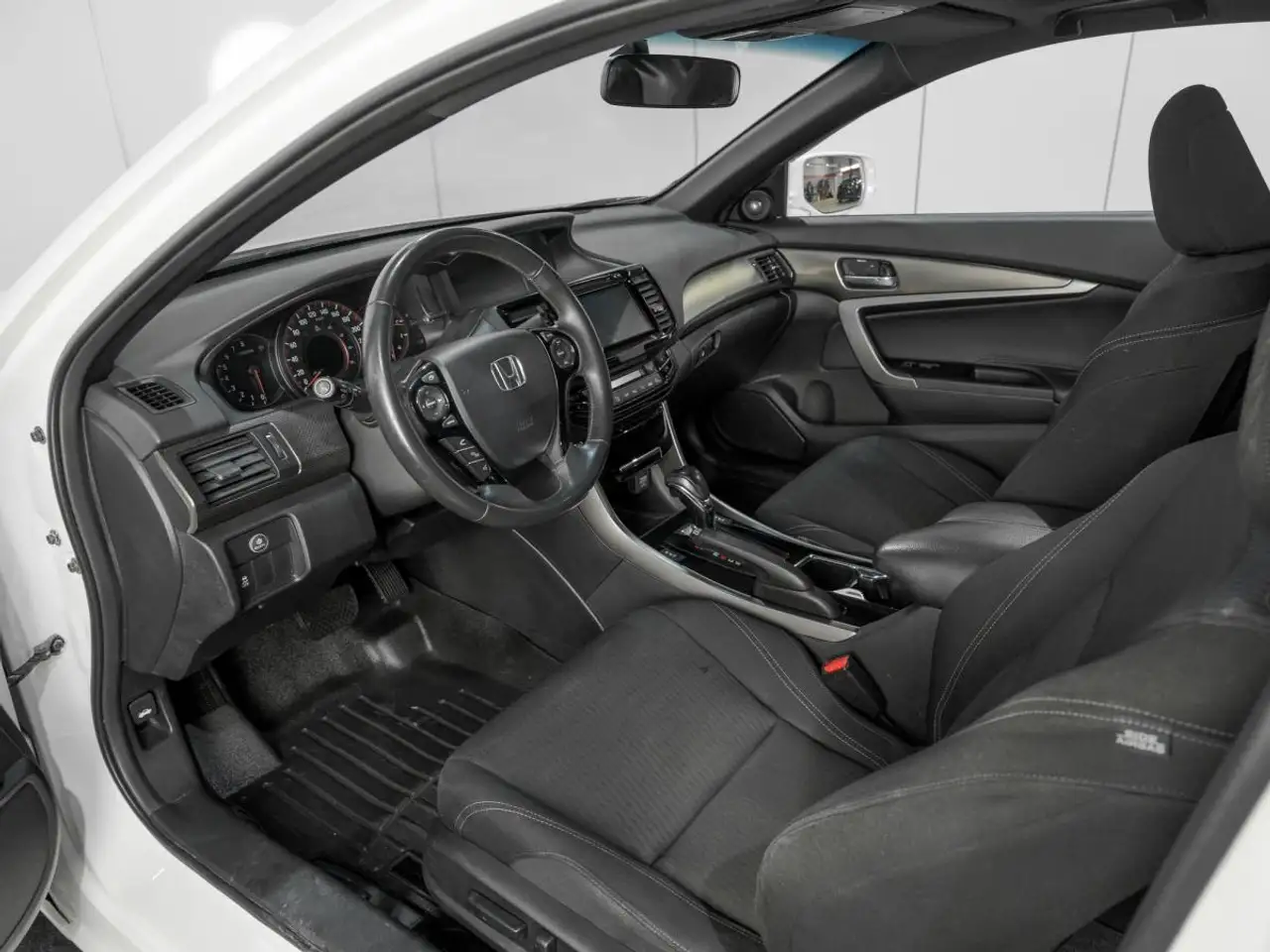 Honda Accord снимка Honda Accord