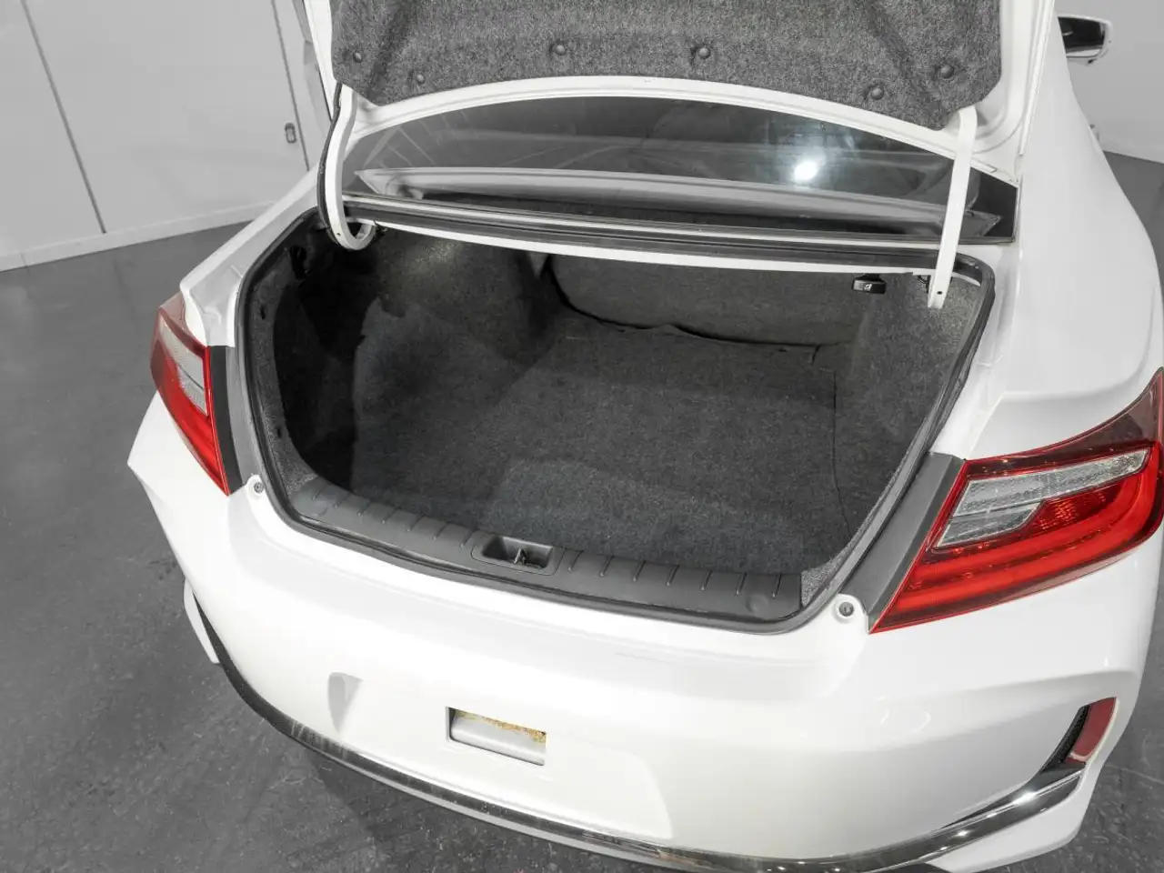 Honda Accord снимка Honda Accord