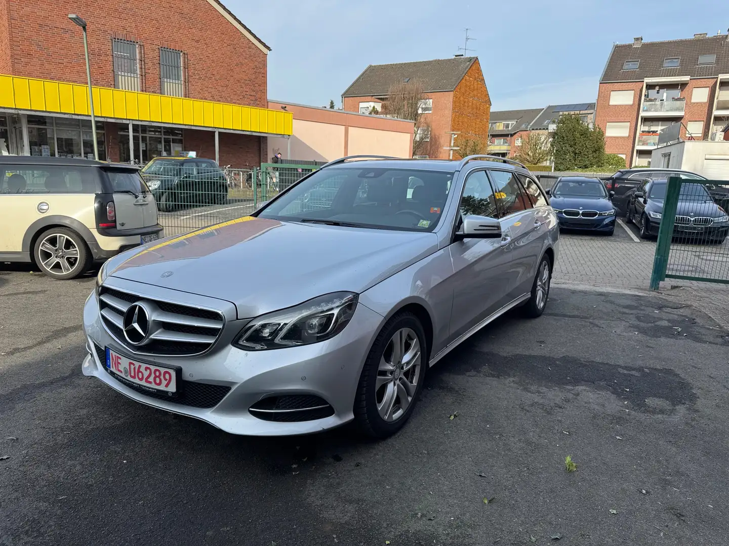Mercedes-Benz E 220 E 220 BlueTec Navi  Dach Leder Grau - 1