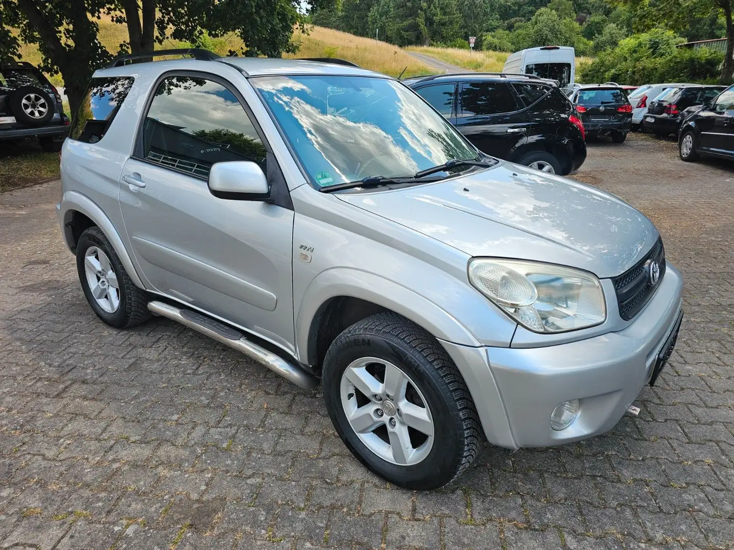 Toyota RAV 4 2.0-l-VVT-i 4x4  Automatik Navi Klima AHk Argent - 2
