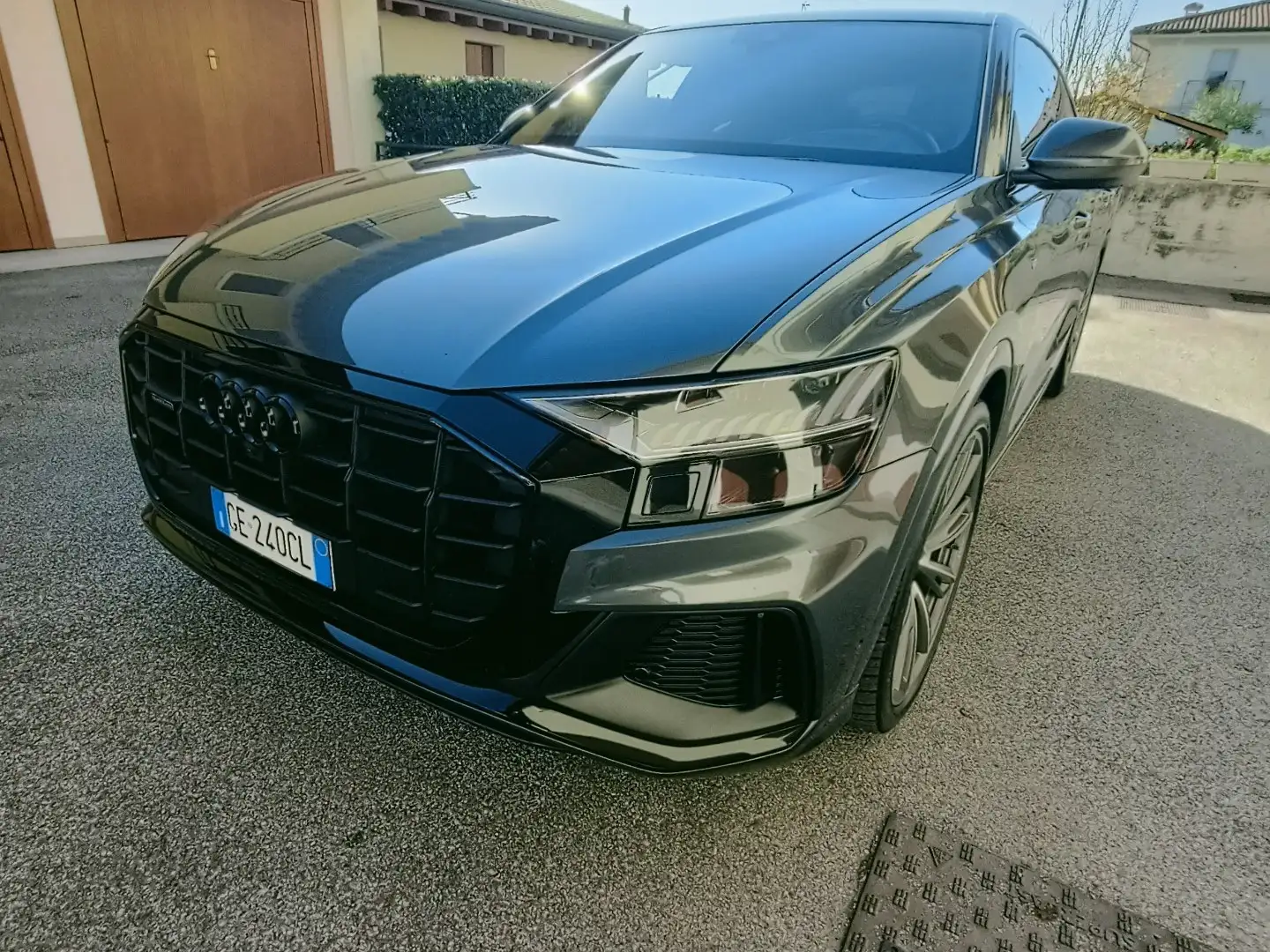 Audi Q8 e-tron - 1