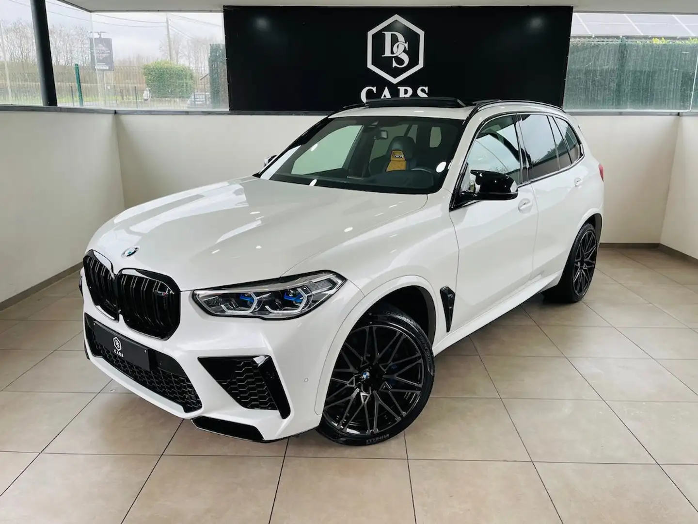 BMW X5 M 4.4 V8 Competition **GARANTIE + TOIT PANO + FULL** Wit - 2