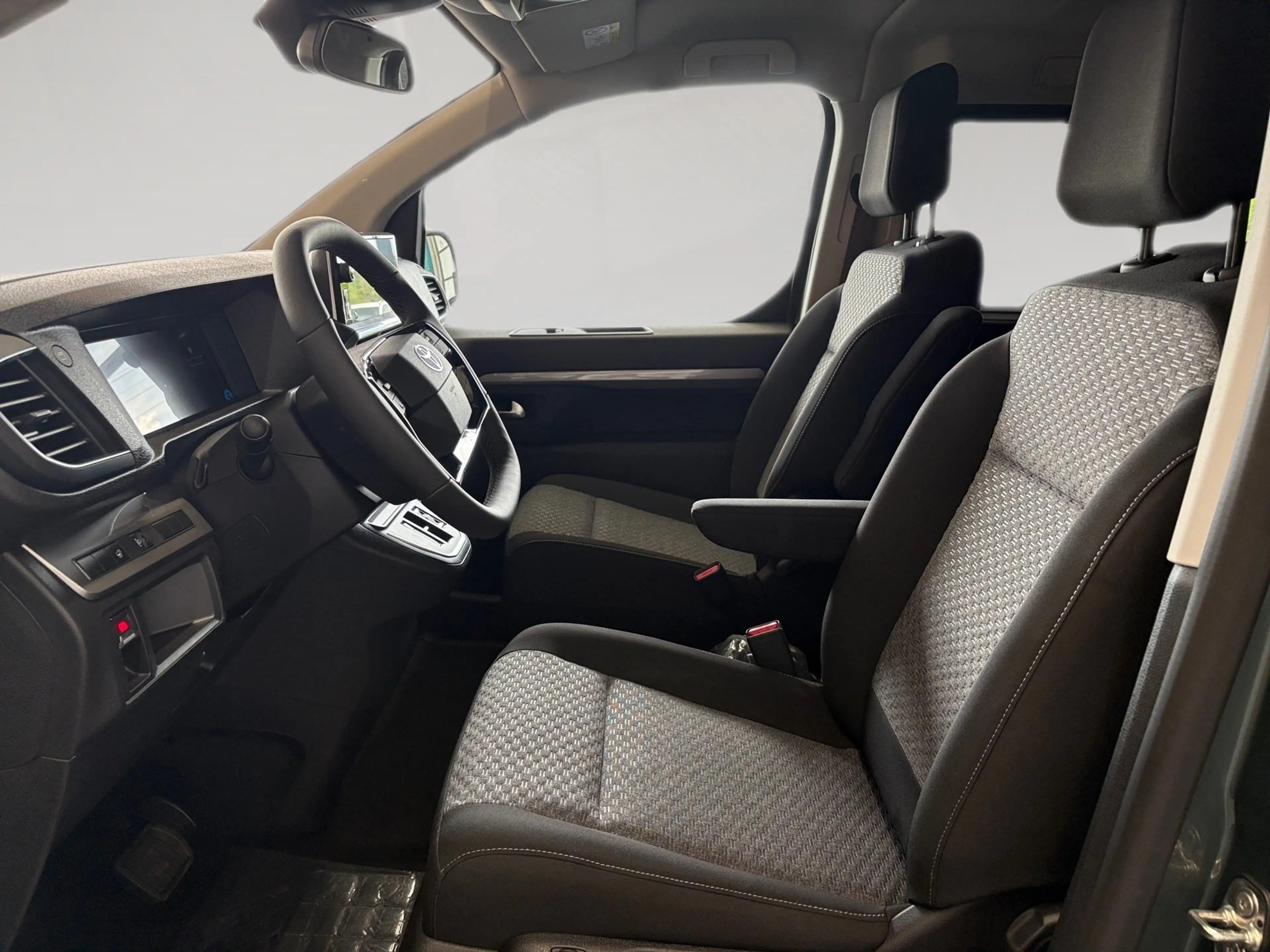 Toyota Proace Verso L2 Teamplayer ATM LED+SHZ+2xKlima — photo 7