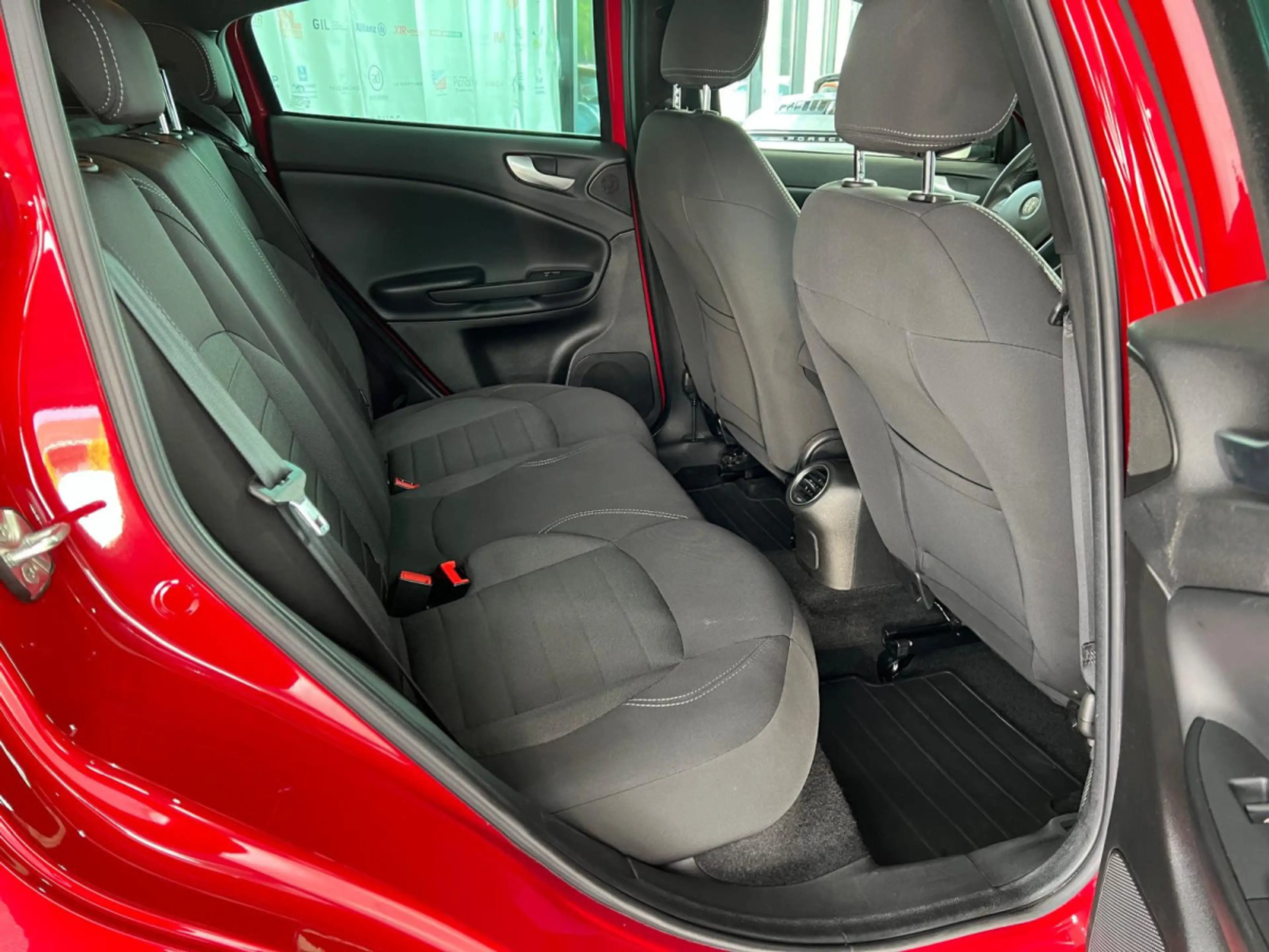 Alfa Romeo Giulietta 1.4 SPORT 120 , 1HAND, CARPLAY, CAMERA, LED, GARAN — photo 9