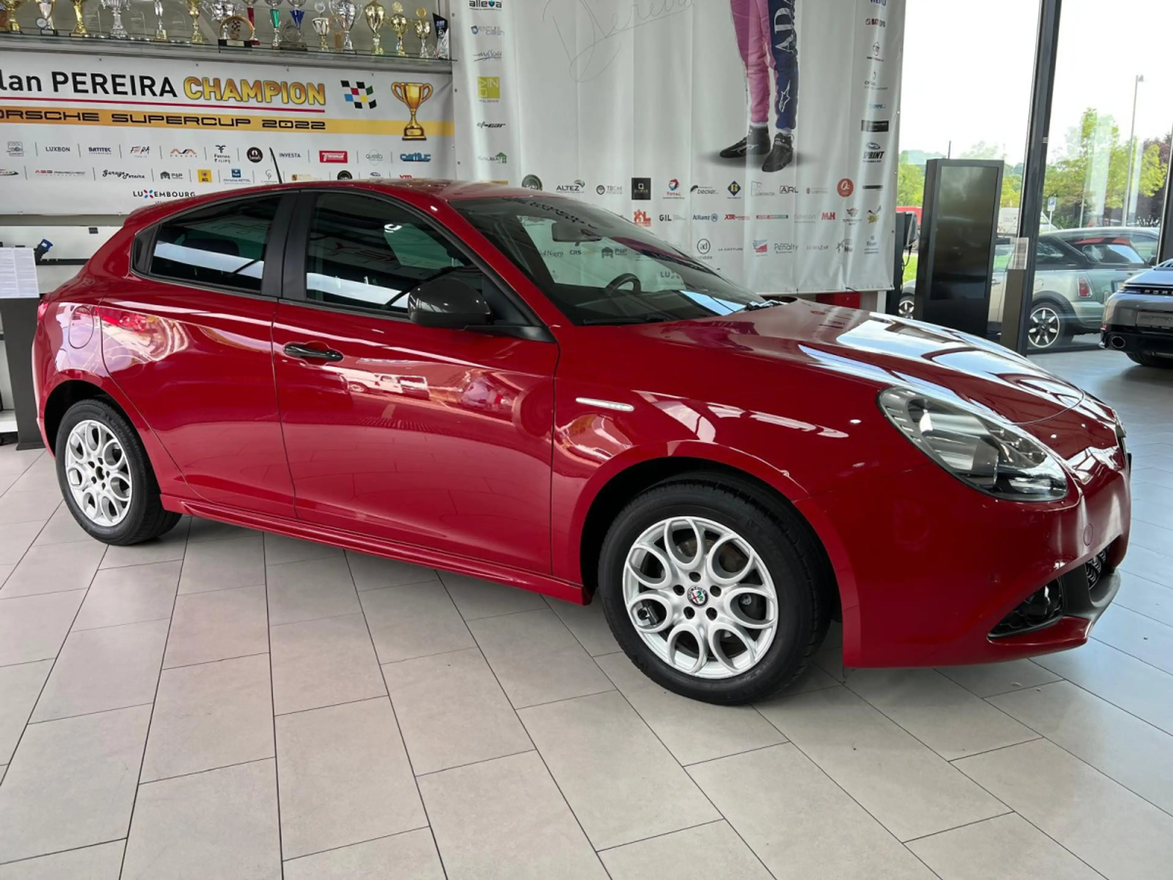 Alfa Romeo Giulietta 1.4 SPORT 120 , 1HAND, CARPLAY, CAMERA, LED, GARAN — photo 4