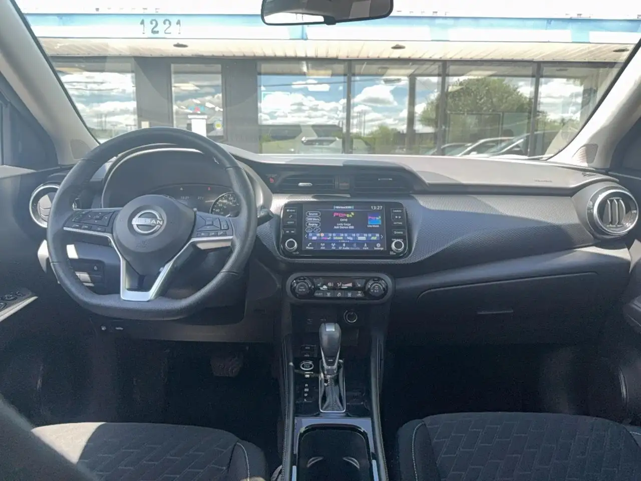 Nissan Kicks снимка Nissan Kicks