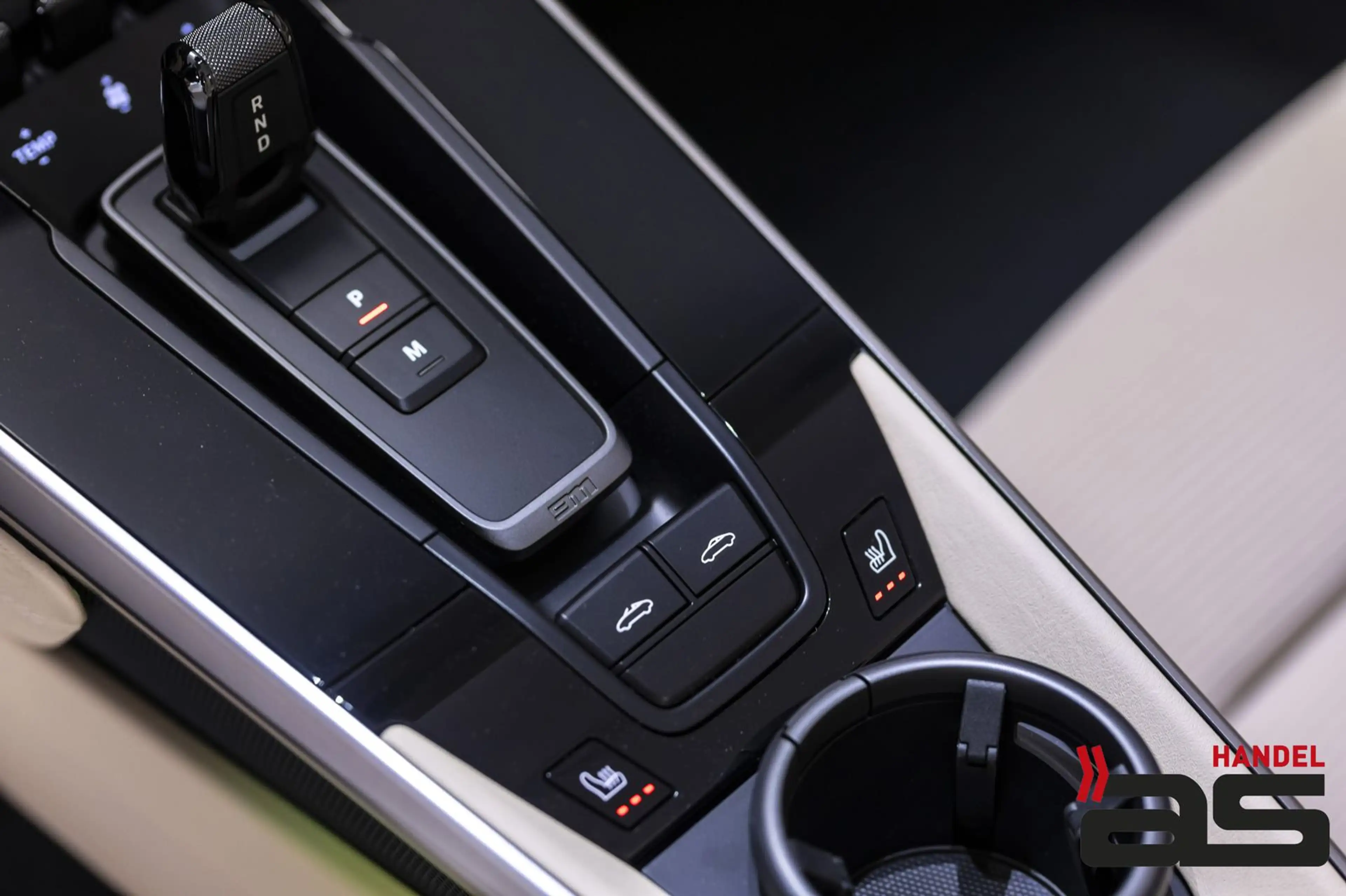 Porsche 911 992 Targa 4 S Heritage Design Edition 1of992 — photo 20